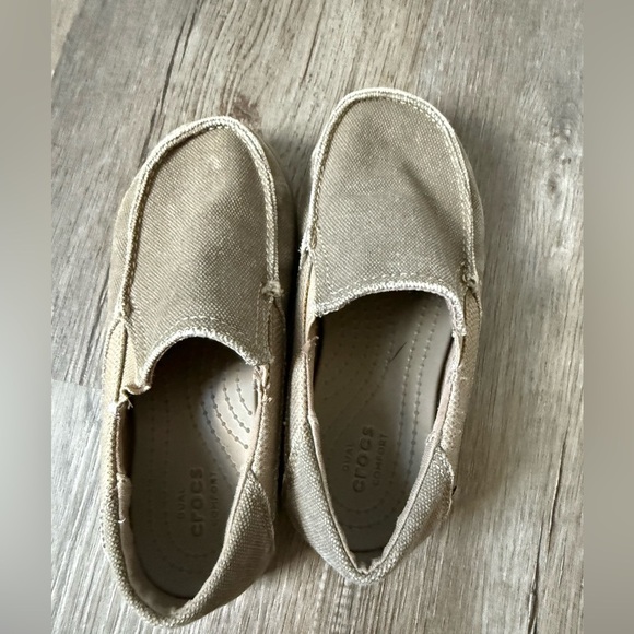Crocs Santa Cruz Loafers Canvas Slip On Shoes Kids Toddlers Beige Tan Size 12 - Picture 8 of 11